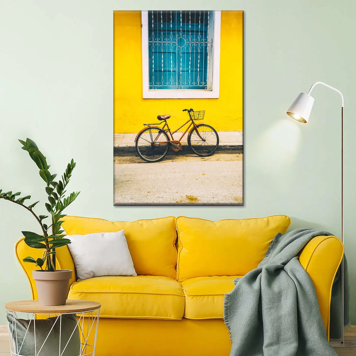 A Bicycle Of Cuba Wall Art