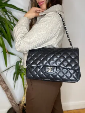 Chanel Black Lambskin Leather Jumbo Double Flap